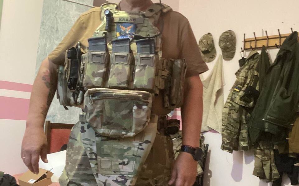 Вже тривалий час партнер нашого благодійного фонду  «За життя та майбутнє» Ігор Черненко співпрацює з 12-ою бригадою Національної гвардії України (підрозділ «Азов»)